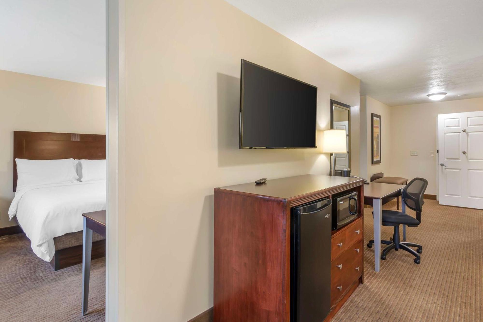 Western Cotton Tree 3*