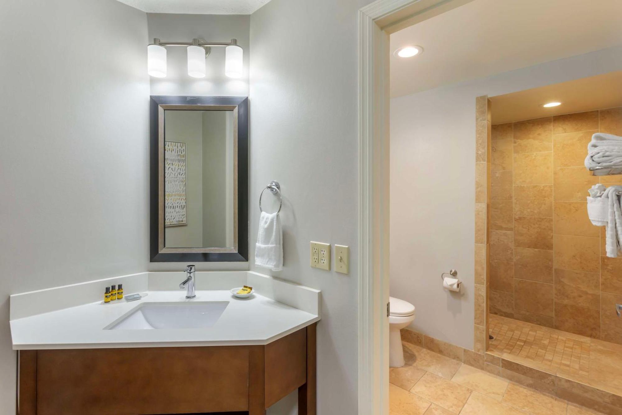 Western Cotton Tree 3* North Salt Lake