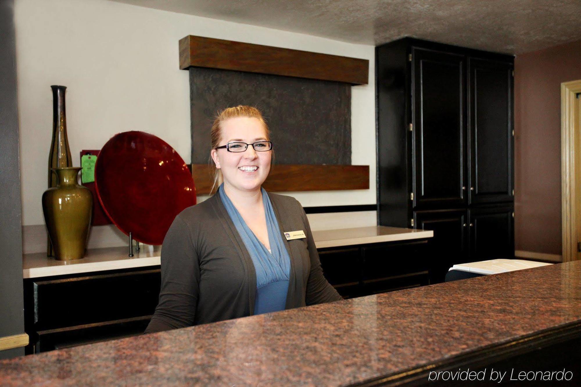 Western Cotton Tree Hotel 3*