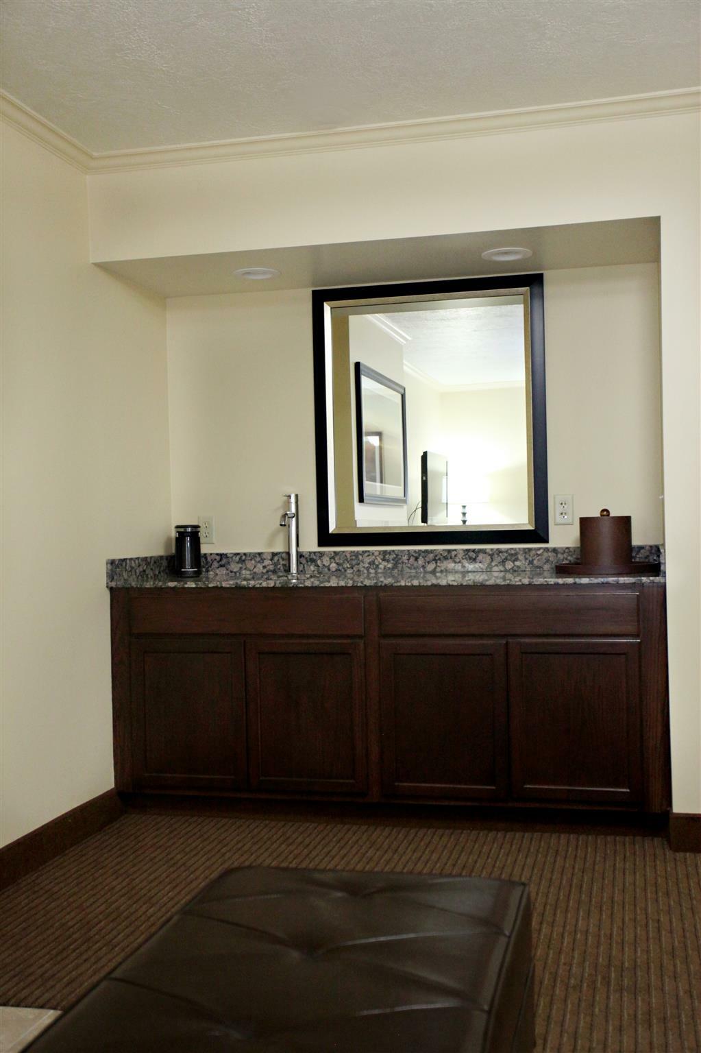 Hotel Western Cotton Tree North Salt Lake