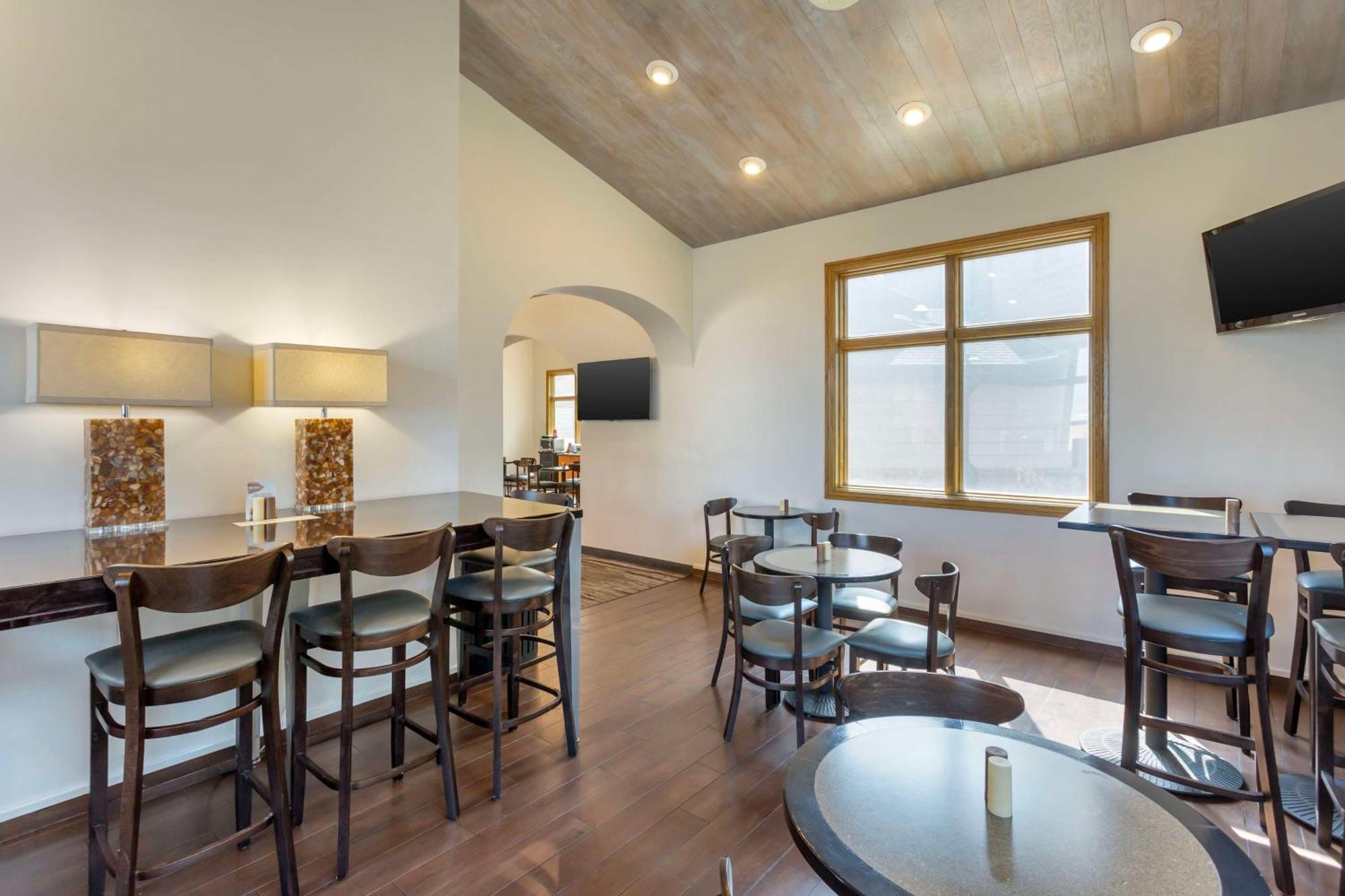 Western Cotton Tree 3* North Salt Lake